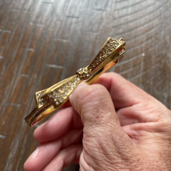 kate spade Gold Bow Accent Bracelet - Picture 5 of 5